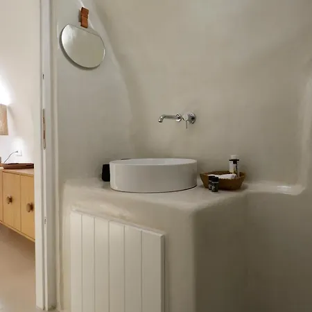 Olea Cave House Villa *