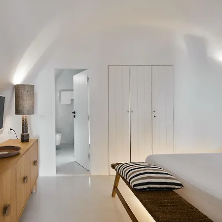 Willa Olea Cave House *