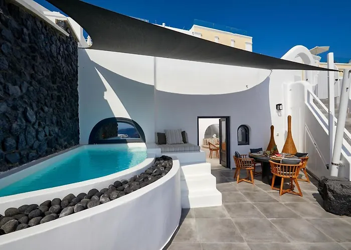 Olea Cave House *
